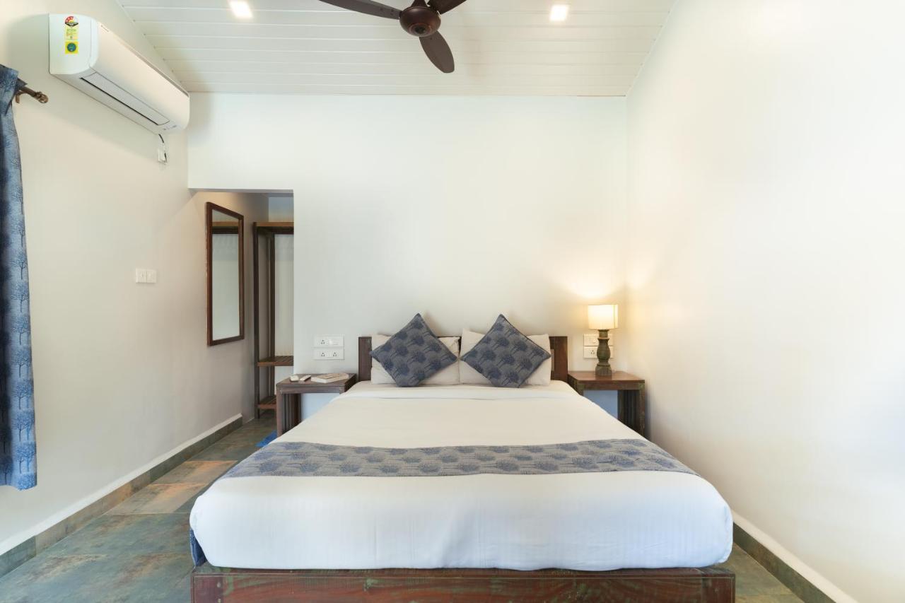 ซี ร็อก รีสอร์ต Hotel โคลวา ภายนอก รูปภาพ