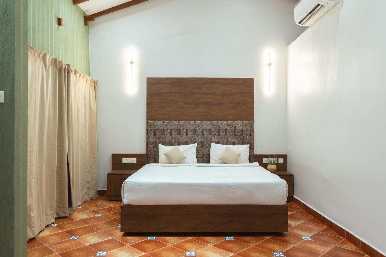 ซี ร็อก รีสอร์ต Hotel โคลวา ภายนอก รูปภาพ